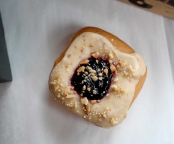 Image: Crosstown Doughnuts